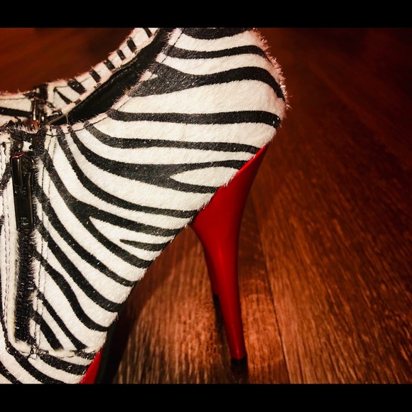 🔥SUPER SALE🔥 ZEBRA PRINT PLATFORM ANKLE HEELS - Picture 5 of 7